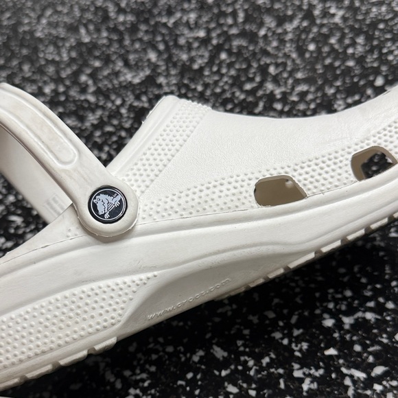 CROCS White Sz 10 men’s - Picture 9 of 10
